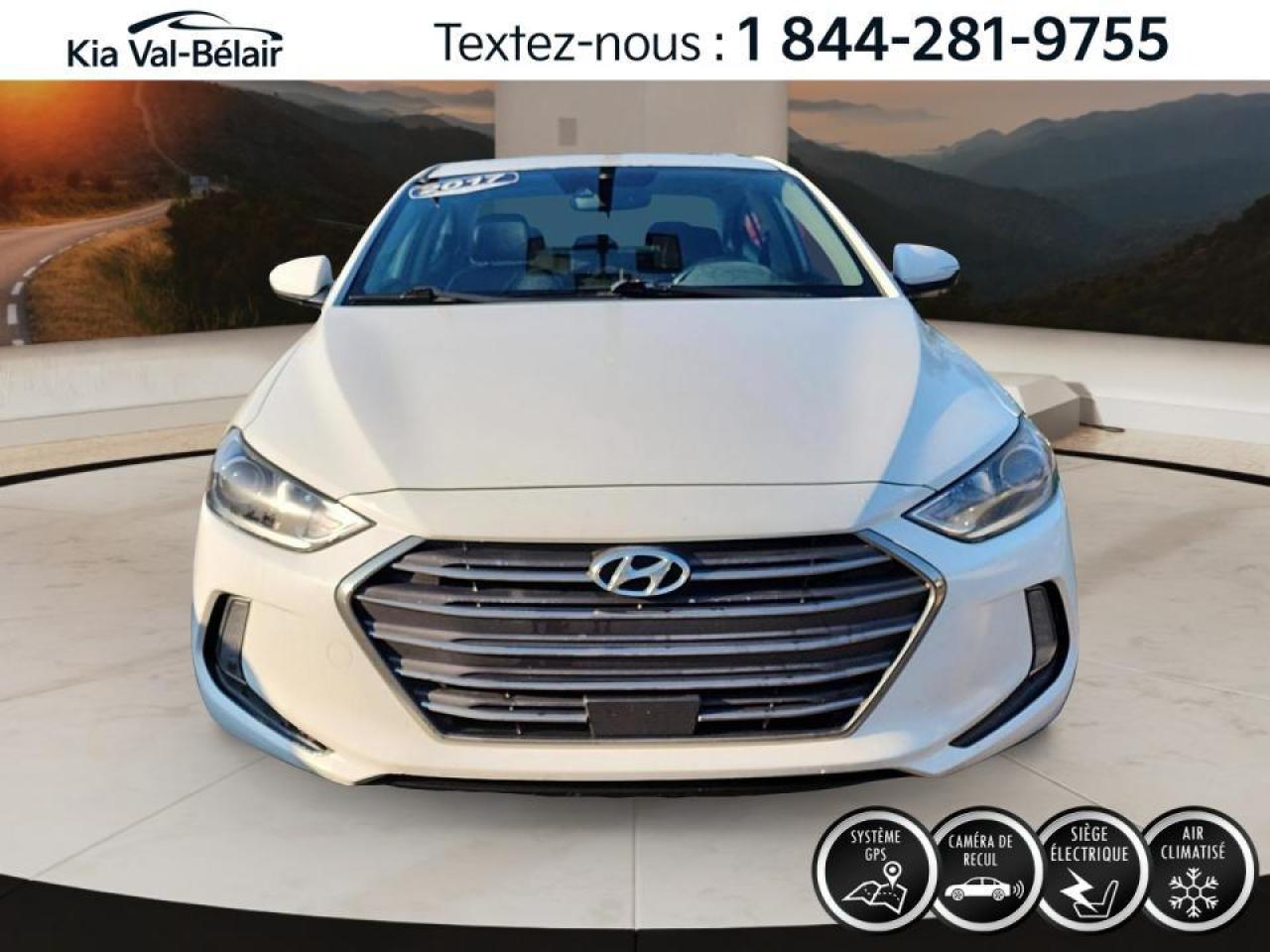 Used 2017 Hyundai Elantra LIMITED * A/C * TOIT * CUIR * GPS * CAMÉRA * for sale in Québec, QC