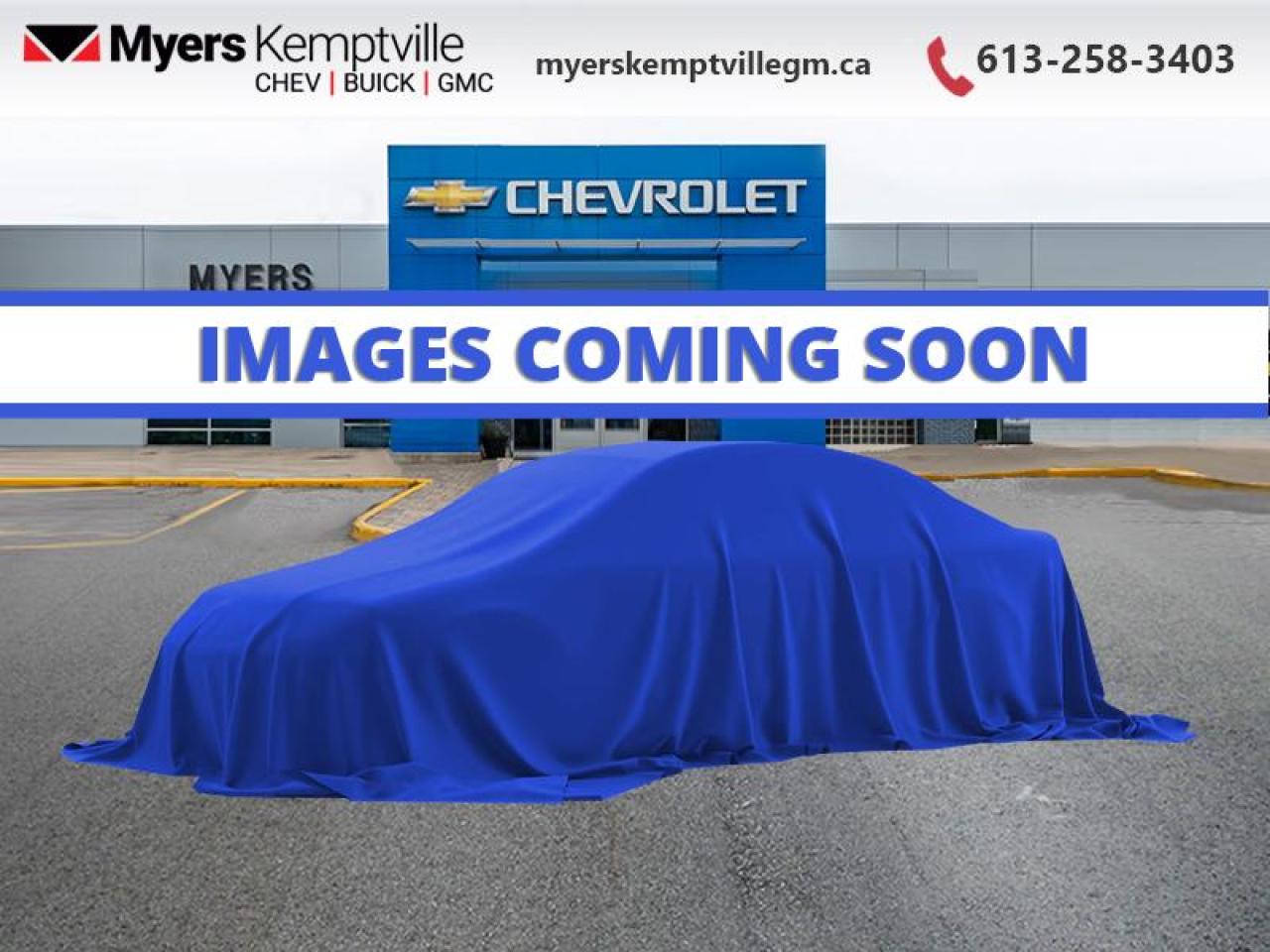 Used 2008 Pontiac Vibe 4DR WGN FWD for sale in Kemptville, ON