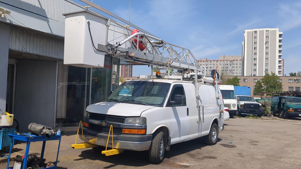 Used 2011 Chevrolet Express Cargo Van RWD 3500 135