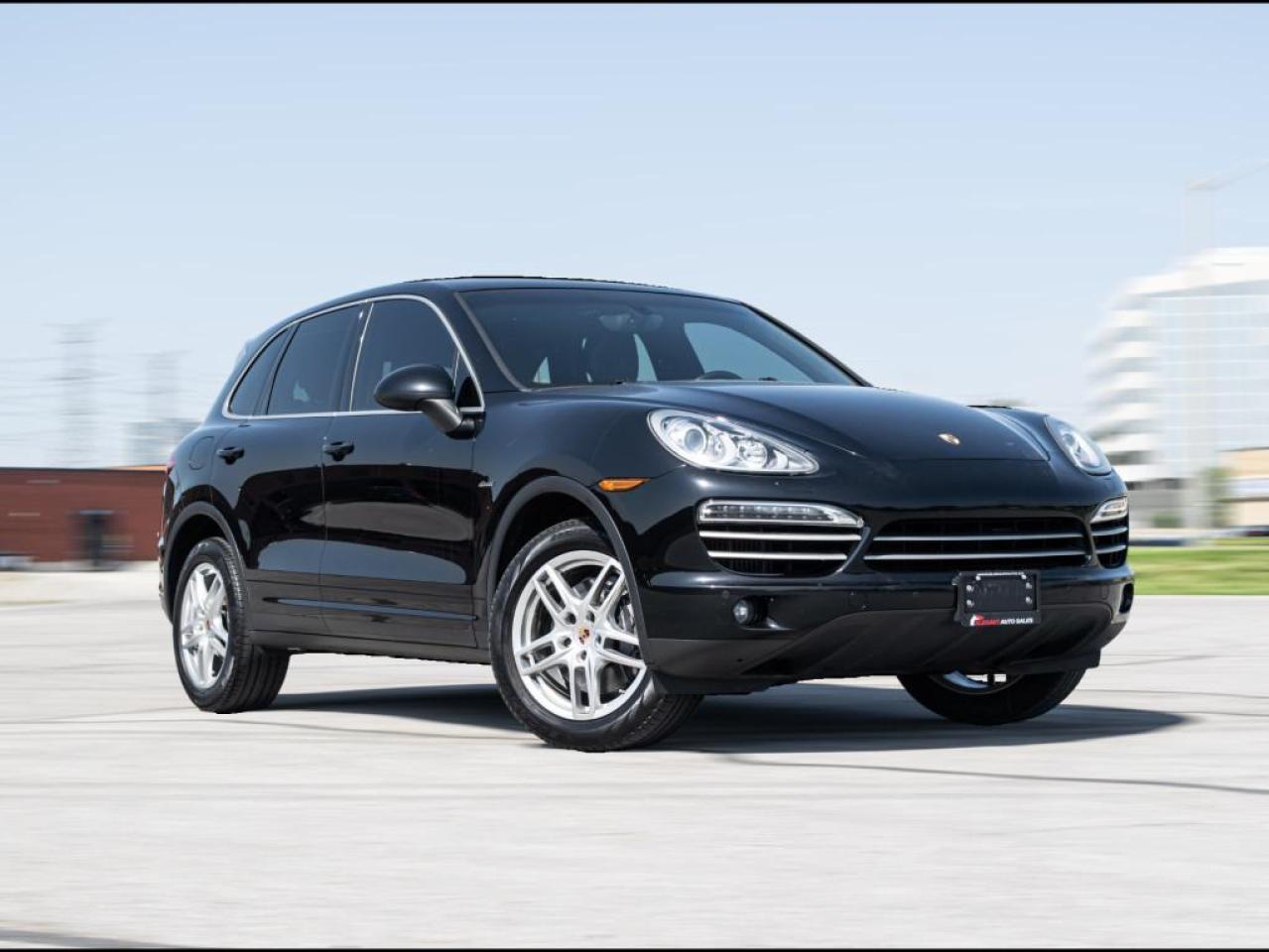 Used 2014 Porsche Cayenne DIESEL|NAV|BACK UP |ROOF|HEATED SEATS|LOADED|GREAT CONDITIO for sale in North York, ON