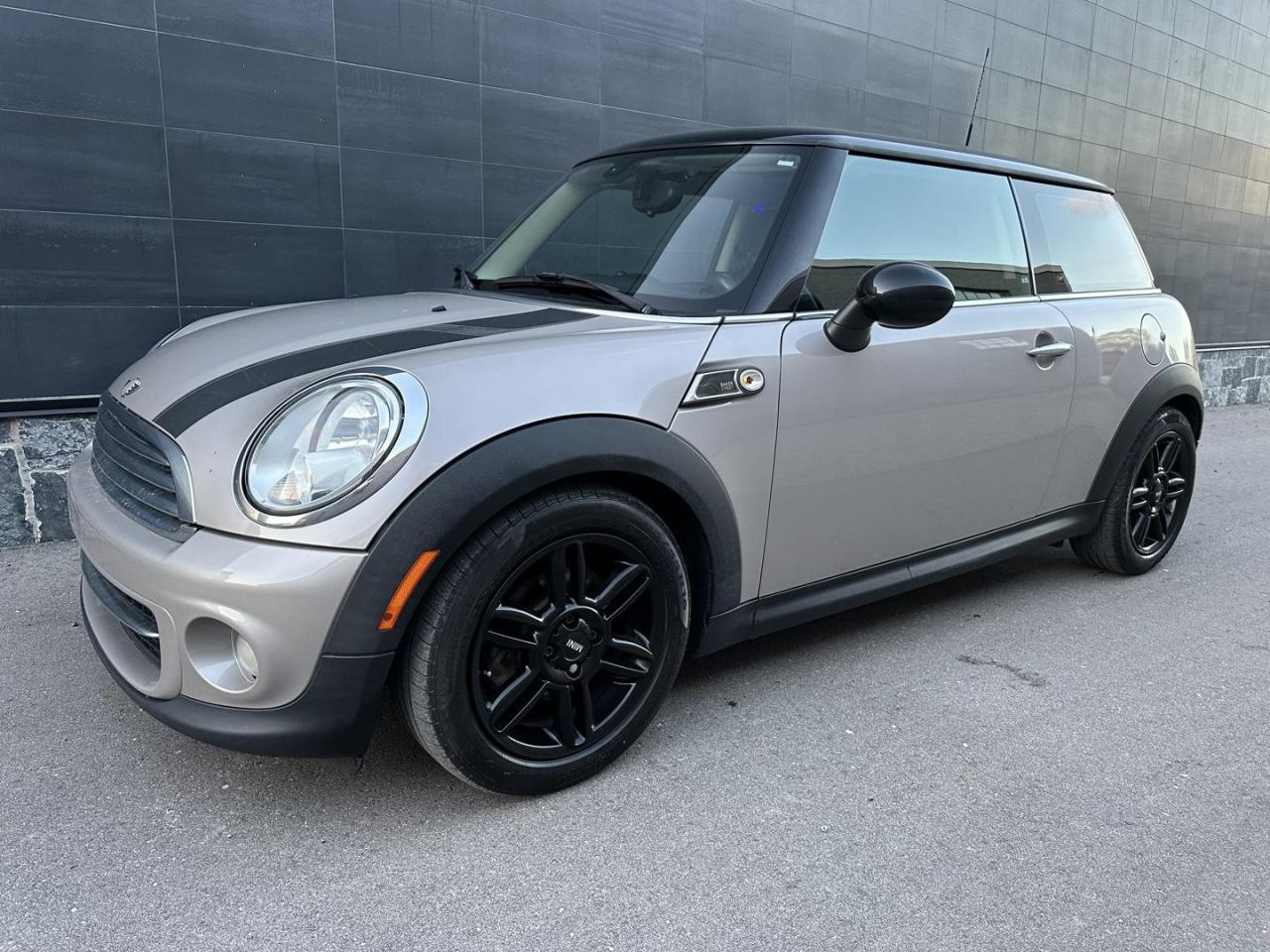 Used 2013 MINI Cooper Baker Street Manual Pano-Certified for sale in Etobicoke, ON