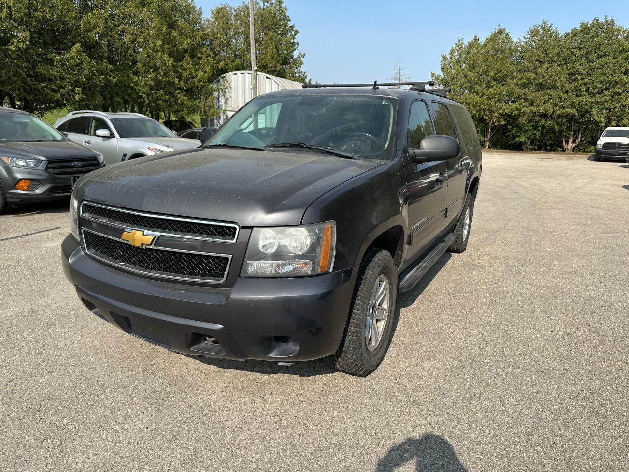 2010 Chevrolet Suburban LS 9 passangers - Photo #1