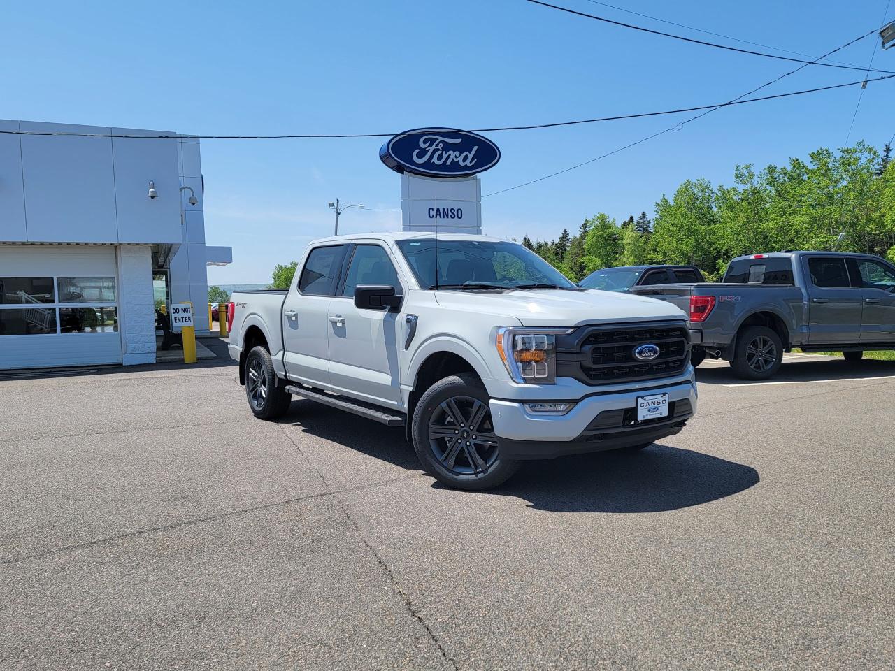 2023 Ford F-150 XLT 4WD SUPERCREW 5.5' BOX Photo0