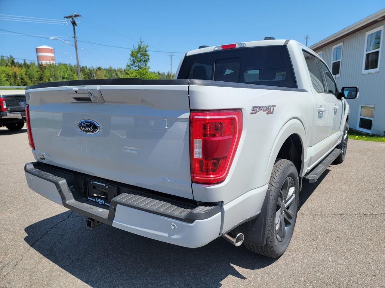 2023 Ford F-150 XLT 4WD SUPERCREW 5.5' BOX Photo5