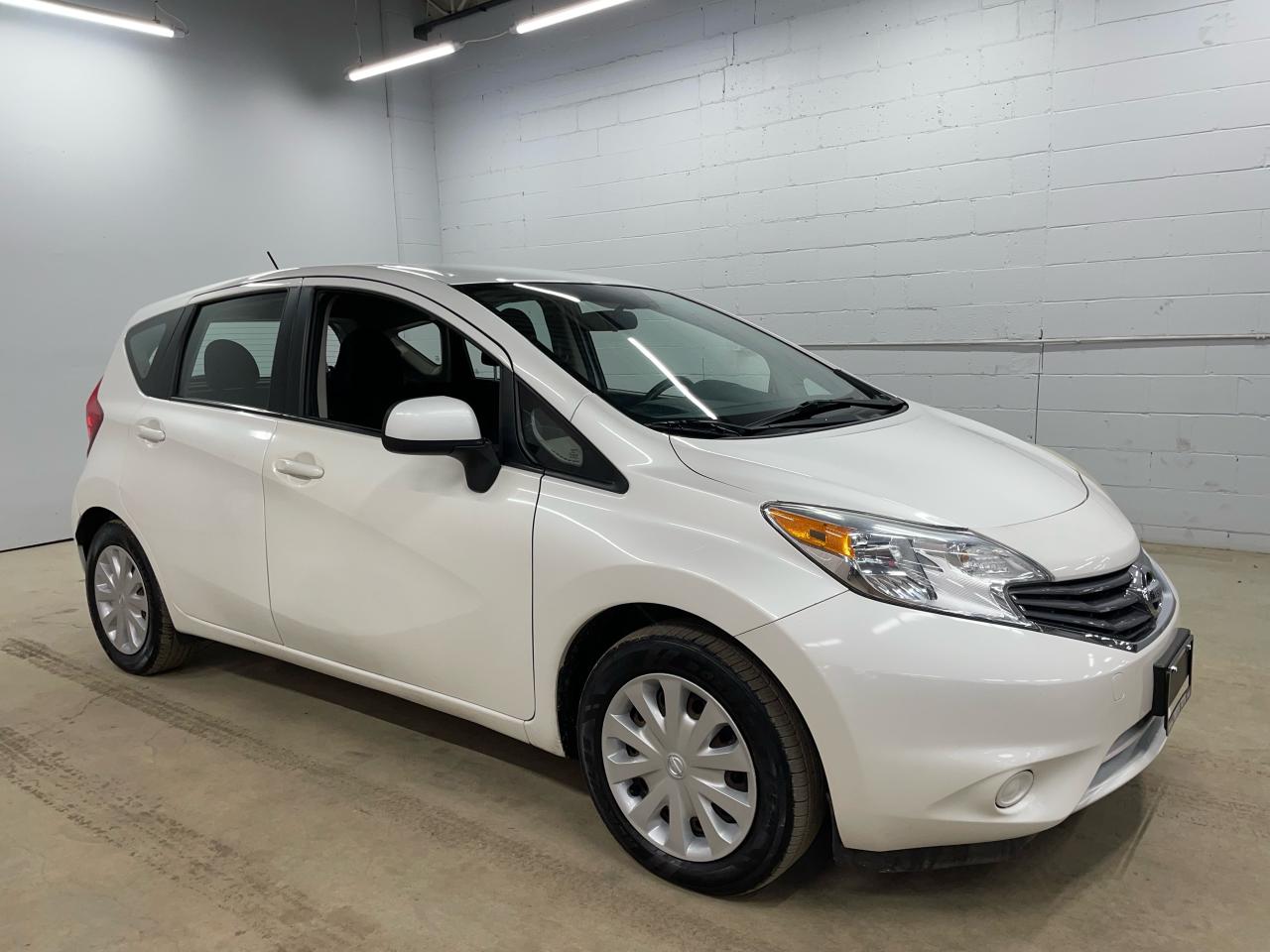 2014 Nissan Versa Note SV Photo22