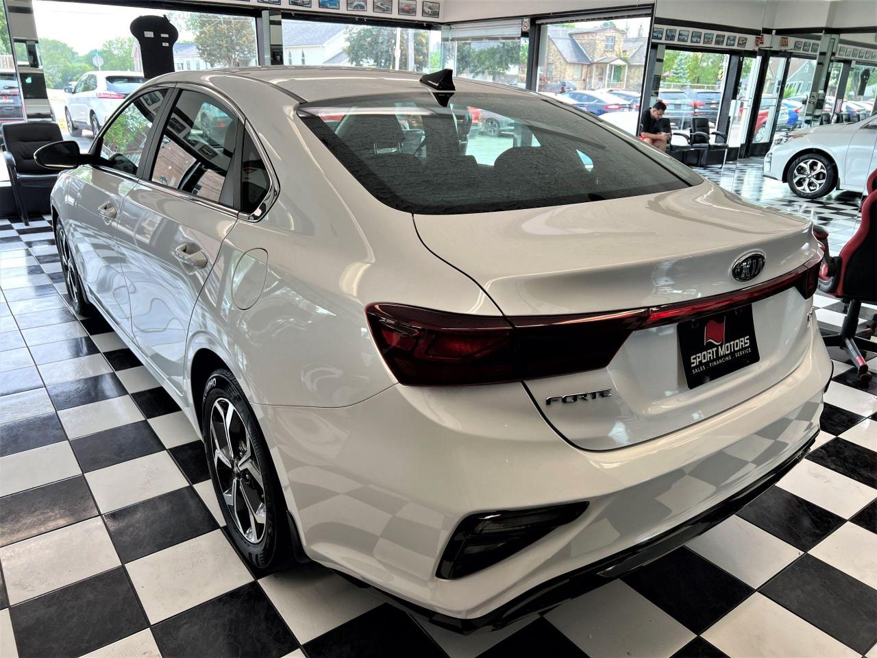 2019 Kia Forte EX+LaneKeep+Camera+Blind Spot+CLEAN CARFAX - Photo #2