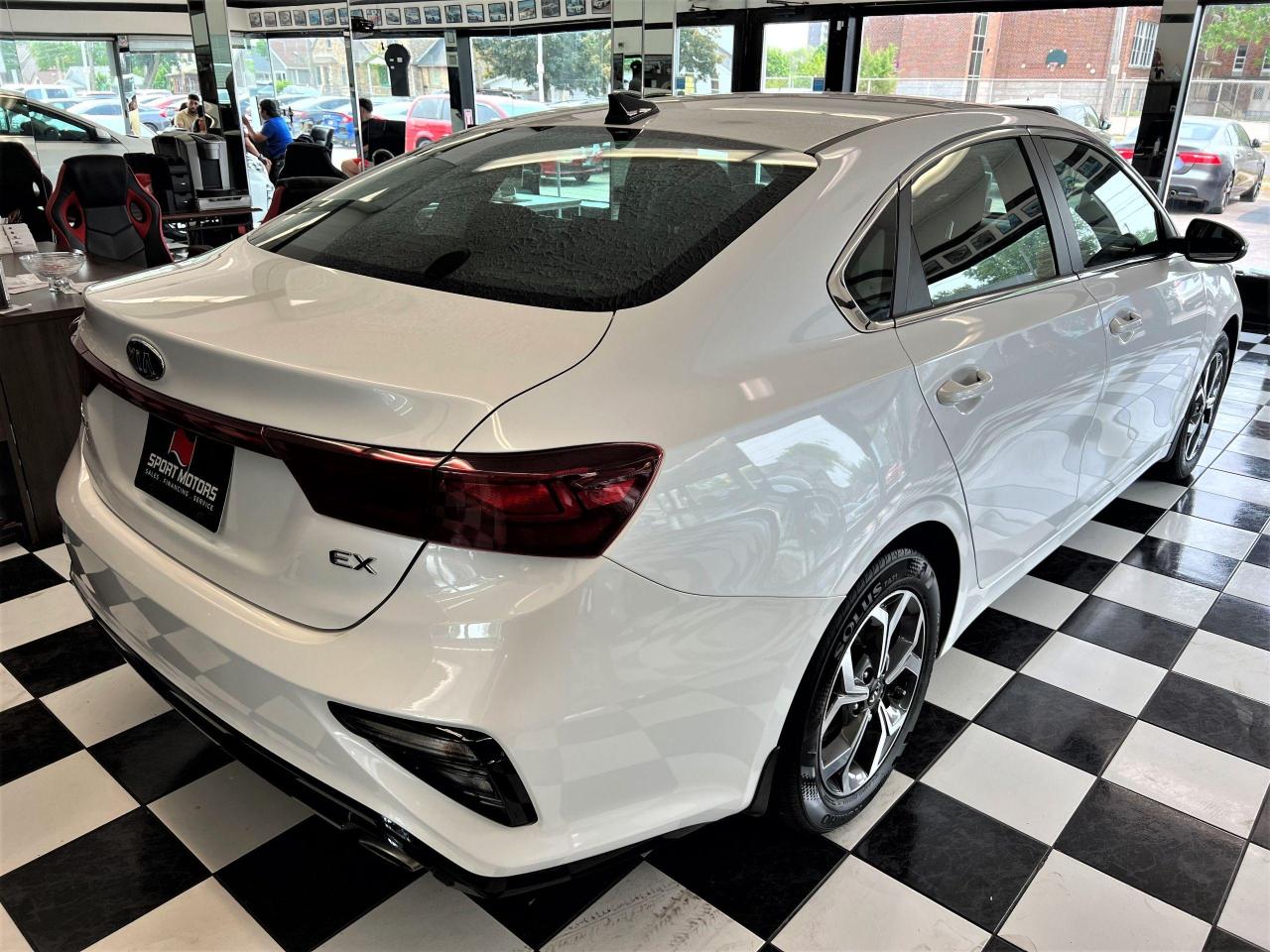2019 Kia Forte EX+LaneKeep+Camera+Blind Spot+CLEAN CARFAX - Photo #4