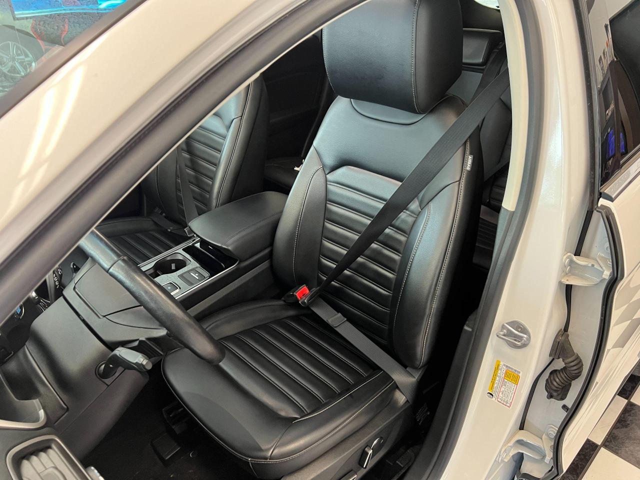 2019 Ford Edge SEL AWD+New Tires+Assist PKG+Rear DVDs+CLEANCARFAX - Photo #25