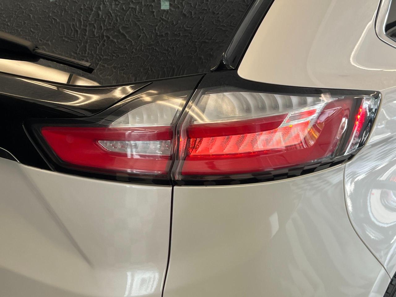 2019 Ford Edge SEL AWD+New Tires+Assist PKG+Rear DVDs+CLEANCARFAX - Photo #72