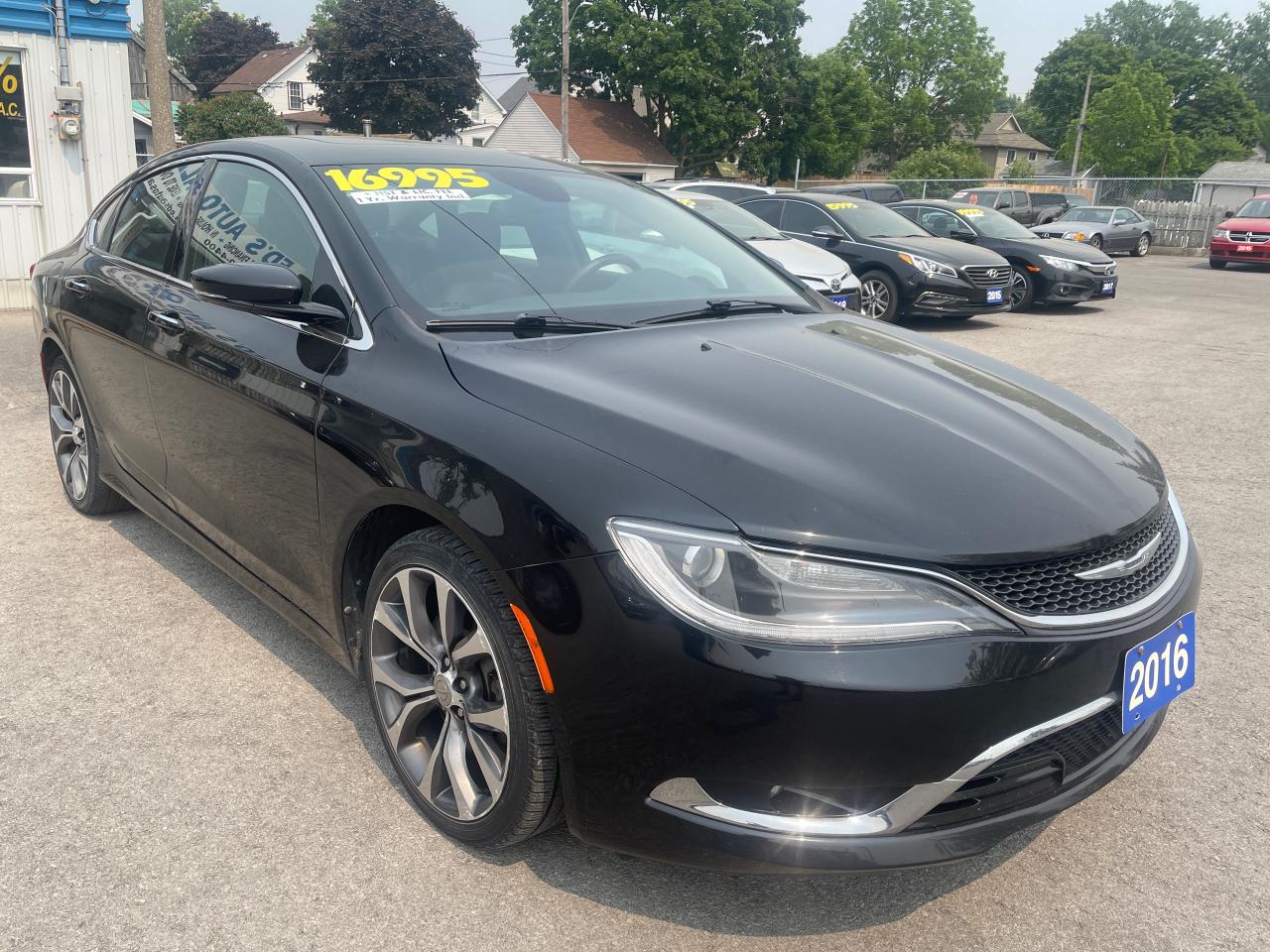 Used 2016 Chrysler 200 C, Navigation, Panoramic sunroof, Leather for sale in St Catharines, ON