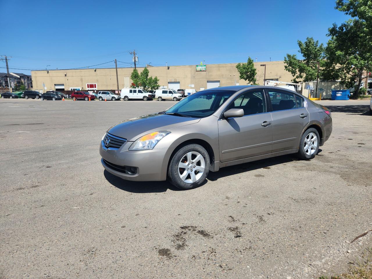 Used 2008 Nissan Altima 4DR SDN I4 CVT 2.5 S for sale in Calgary, AB