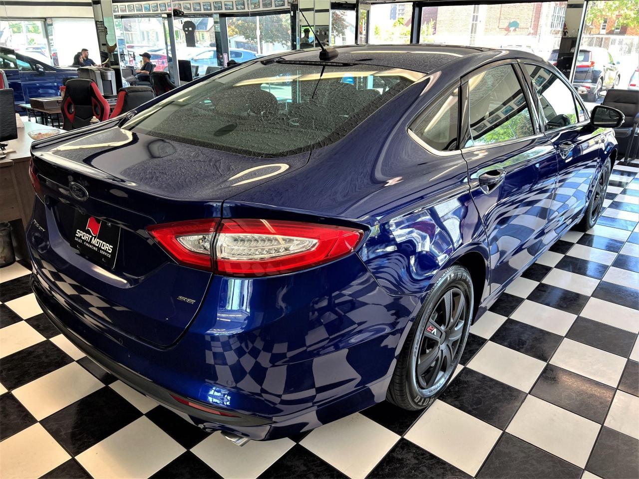 2015 Ford Fusion SE+New Tires+Sensors+A/C+Heated Seats+CLEAN CARFAX - Photo #4