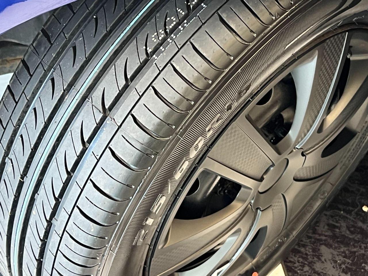 2015 Ford Fusion SE+New Tires+Sensors+A/C+Heated Seats+CLEAN CARFAX - Photo #12