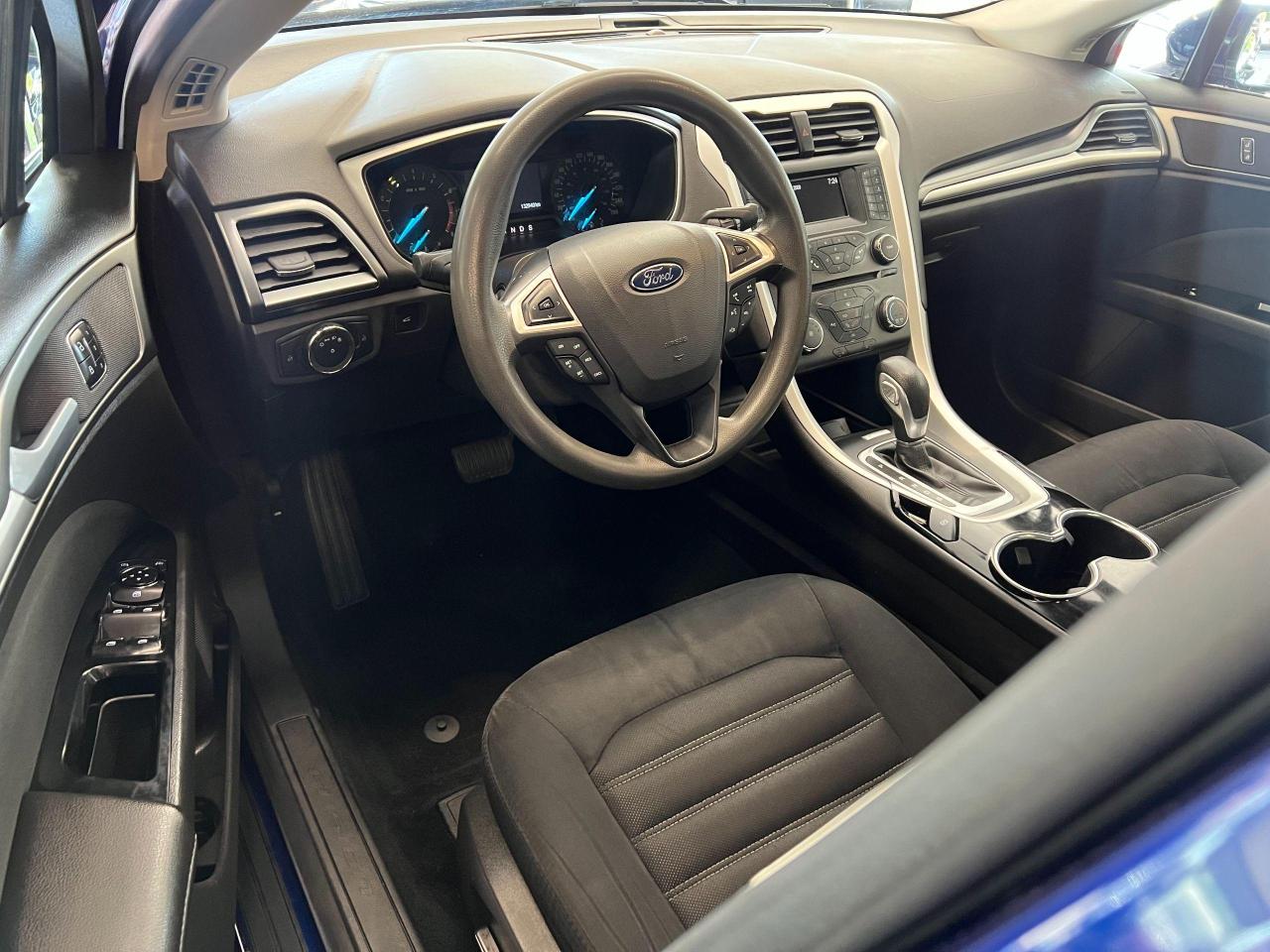2015 Ford Fusion SE+New Tires+Sensors+A/C+Heated Seats+CLEAN CARFAX - Photo #18