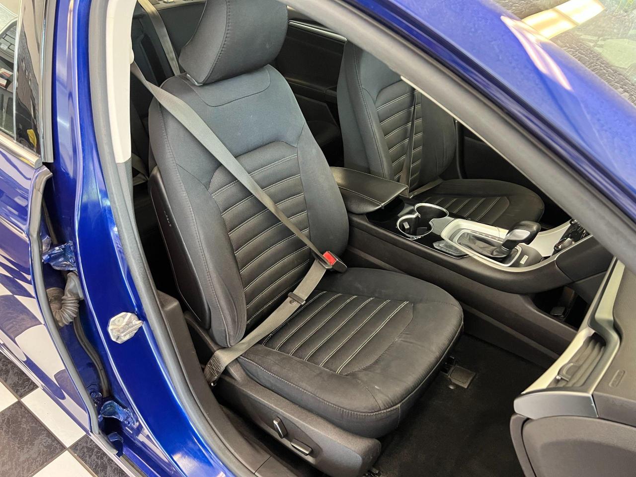 2015 Ford Fusion SE+New Tires+Sensors+A/C+Heated Seats+CLEAN CARFAX - Photo #23
