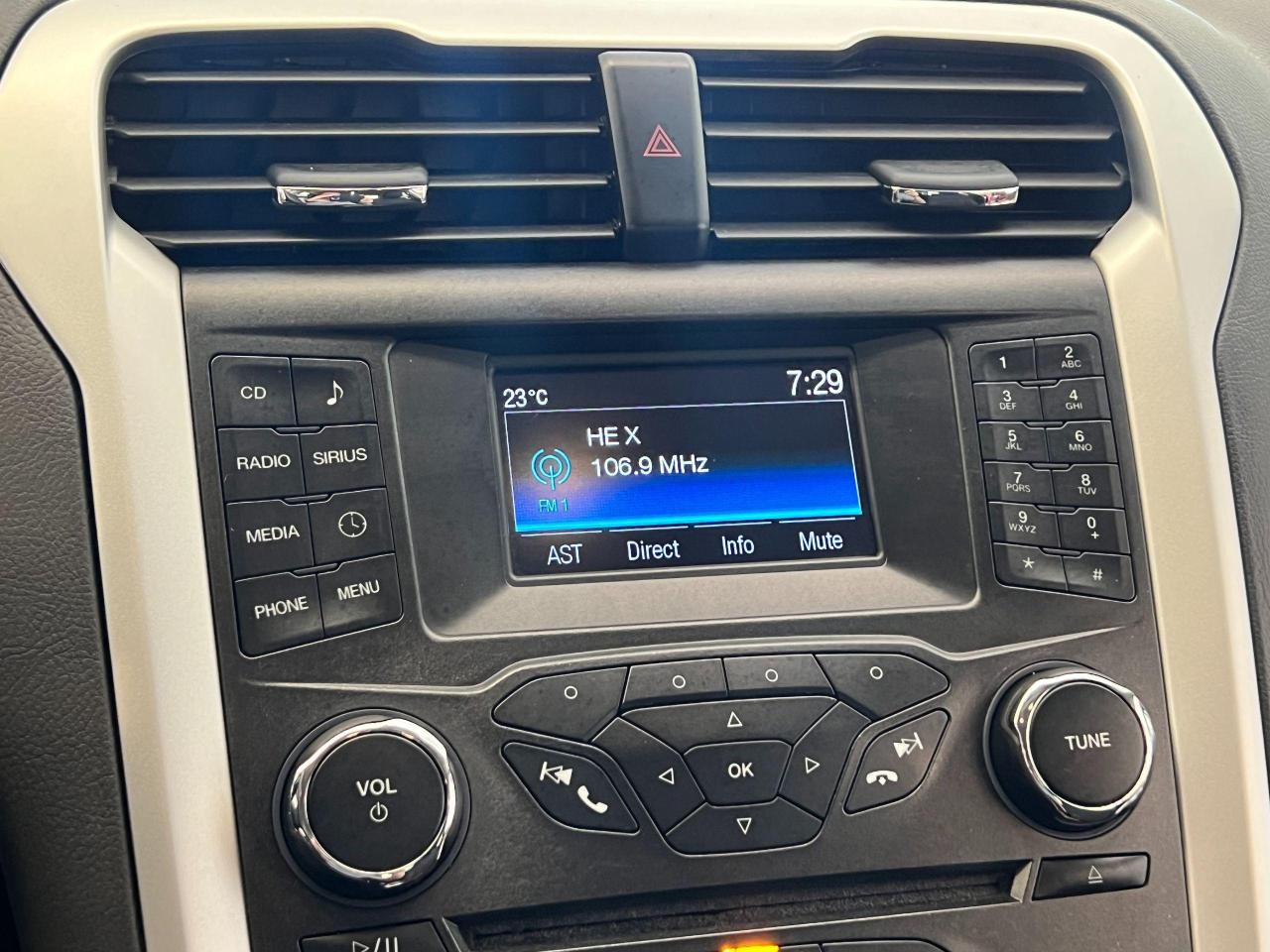 2015 Ford Fusion SE+New Tires+Sensors+A/C+Heated Seats+CLEAN CARFAX - Photo #26