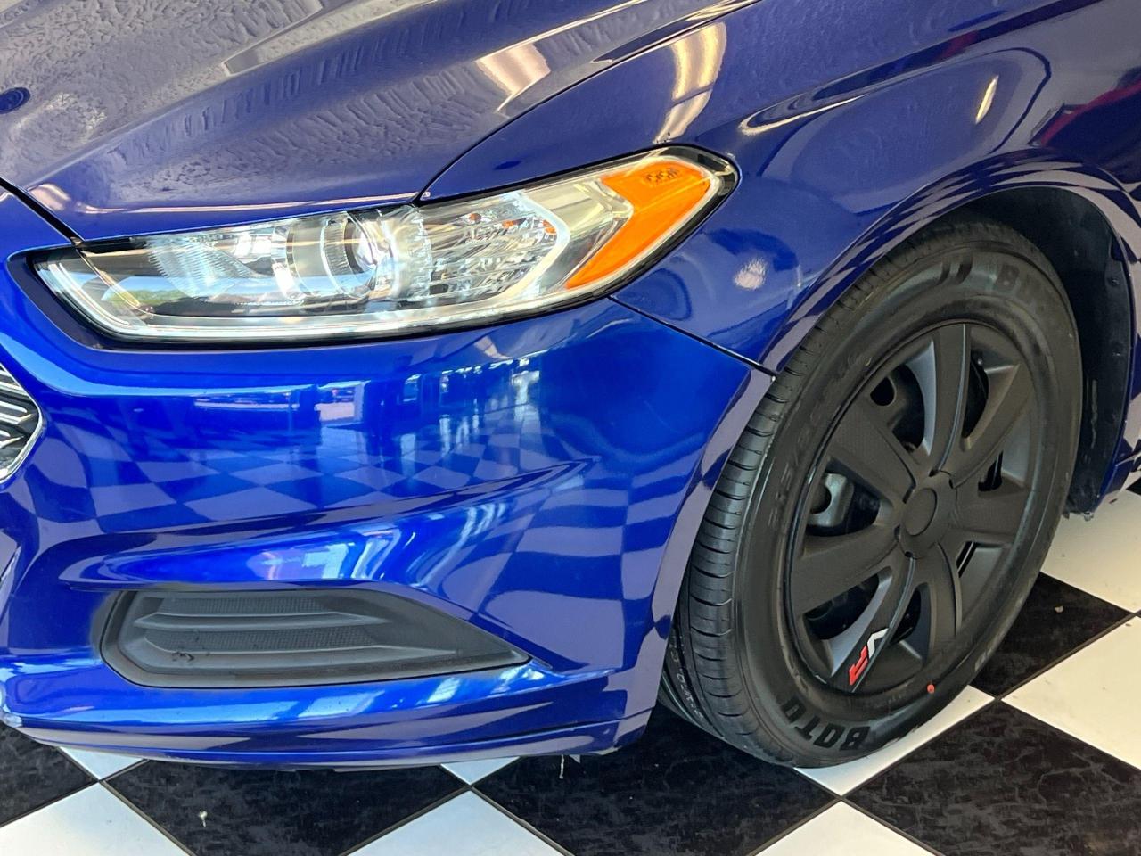 2015 Ford Fusion SE+New Tires+Sensors+A/C+Heated Seats+CLEAN CARFAX - Photo #37
