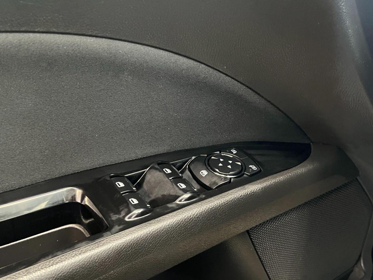 2015 Ford Fusion SE+New Tires+Sensors+A/C+Heated Seats+CLEAN CARFAX - Photo #47