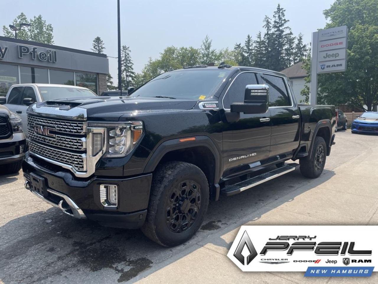 Used 2020 GMC Sierra 2500 HD Denali LEATHER  - SUNROOF - CLEAN for sale in New Hamburg, ON