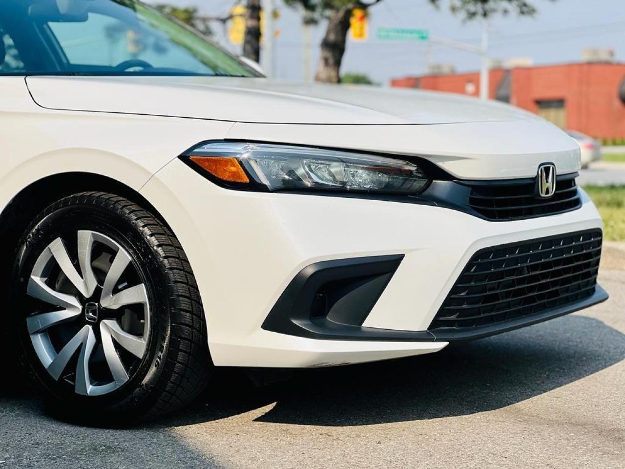 2022 Honda Civic LX Photo2