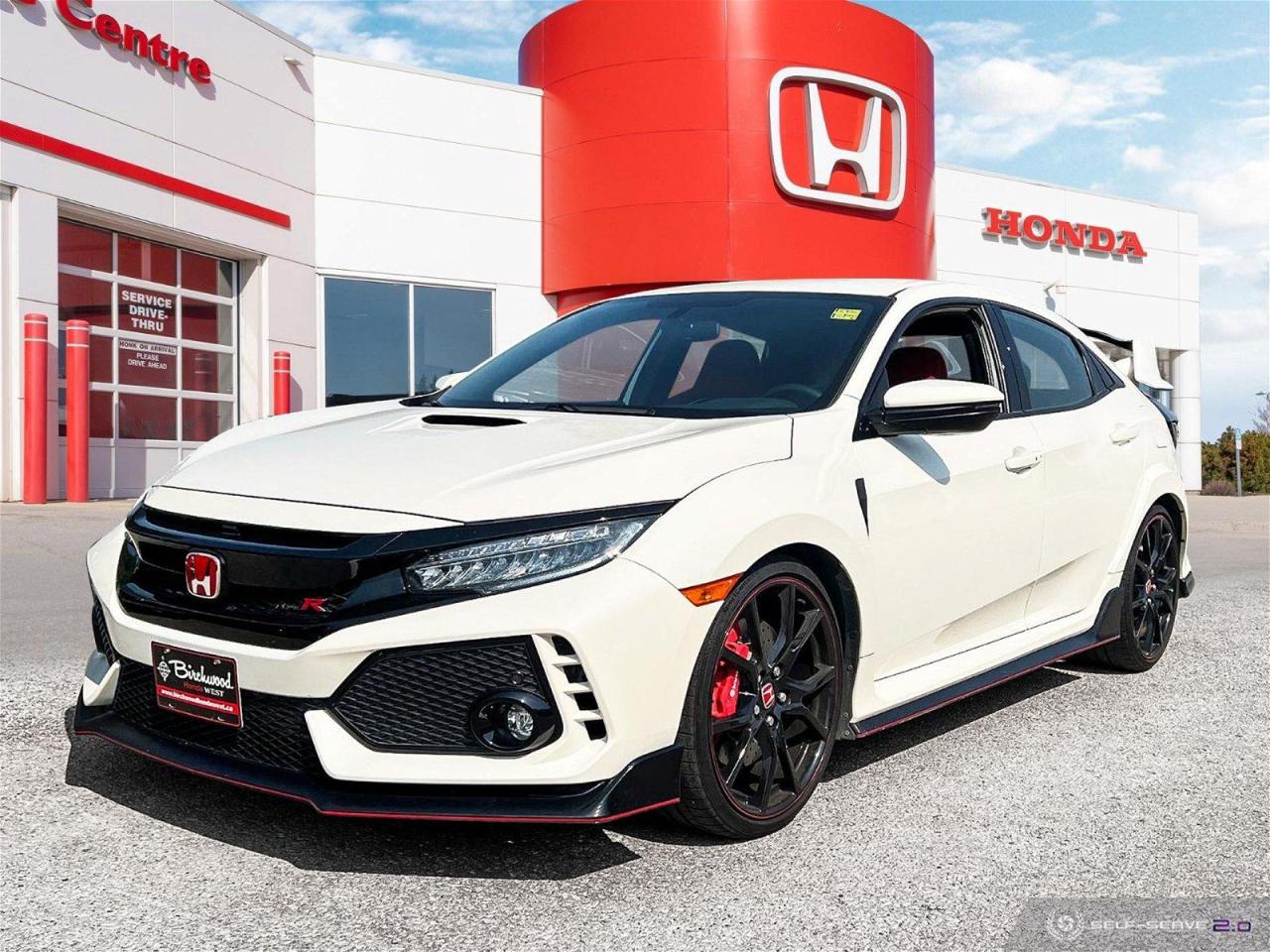 Used 2018 Honda Civic Type R Type-R | Apple CarPlay | Android Auto for sale in Winnipeg, MB