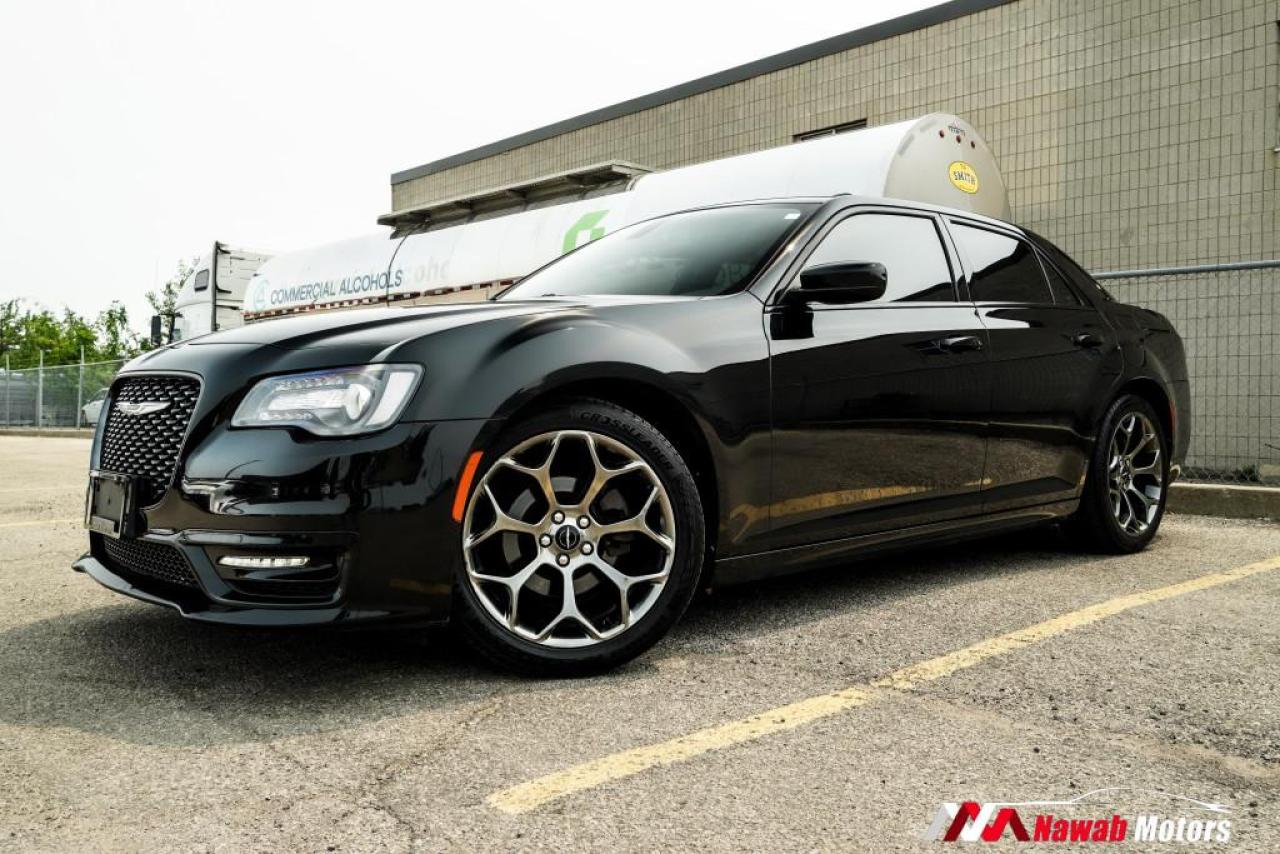 Used 2017 Chrysler 300 300S|LEATHER INTERIOR|PANORAMIC SUNROOF|BEATS AUDIO|ALLOYS| for sale in Brampton, ON