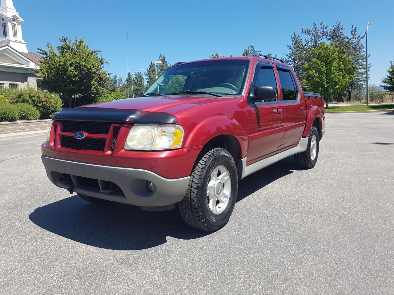 Used 2003 Ford Explorer Sport Trac XLT 4WD for sale in West Kelowna, BC