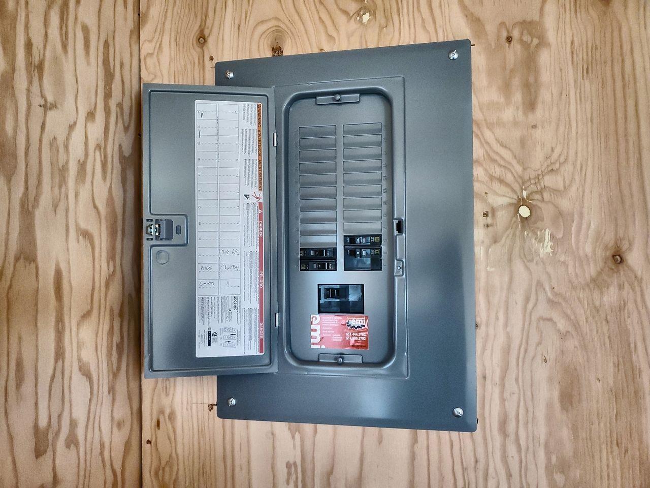 2020 - MOBILE OFFICE CONTAINER 20 FT X 8 FT Heat, Air Conditioner!!! Photo2