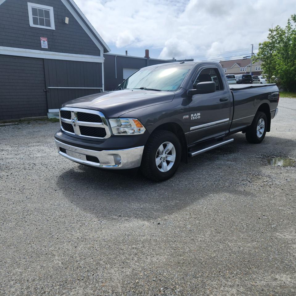 2016 RAM 1500 4WD REG CAB 140.5" ST