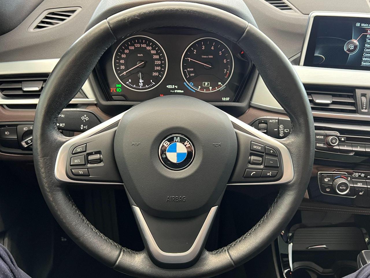 2016 BMW X1 28i Xdrive+Intelligent Safety+Roof+GPS+CLEANCARFAX - Photo #9