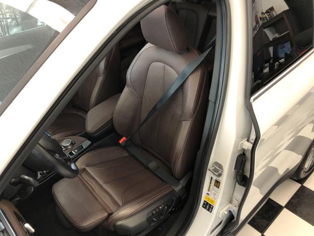 2016 BMW X1 28i Xdrive+Intelligent Safety+Roof+GPS+CLEANCARFAX Photo19