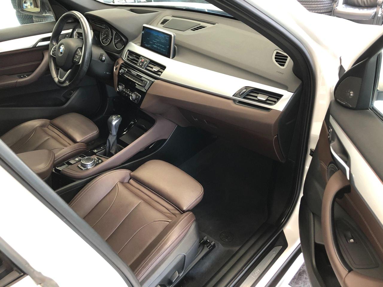 2016 BMW X1 28i Xdrive+Intelligent Safety+Roof+GPS+CLEANCARFAX - Photo #20