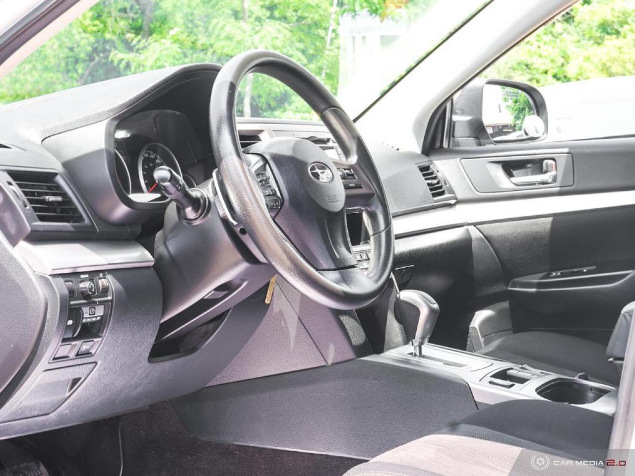 2014 Subaru Outback 4dr Wgn H4 Auto 2.5i Premium Photo