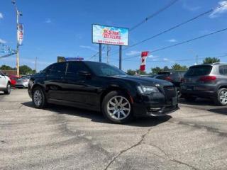 Used 2019 Chrysler 300 NAV LEATHER SUNROOF LOADED! WE FINANCE ALL CREDIT for sale in London, ON