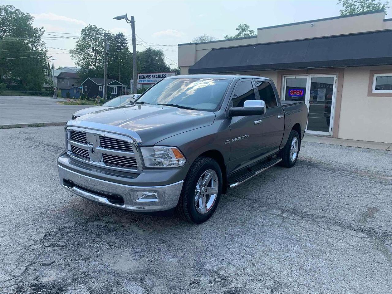 Used 2012 RAM 1500 Big Horn for sale in Hamilton, ON