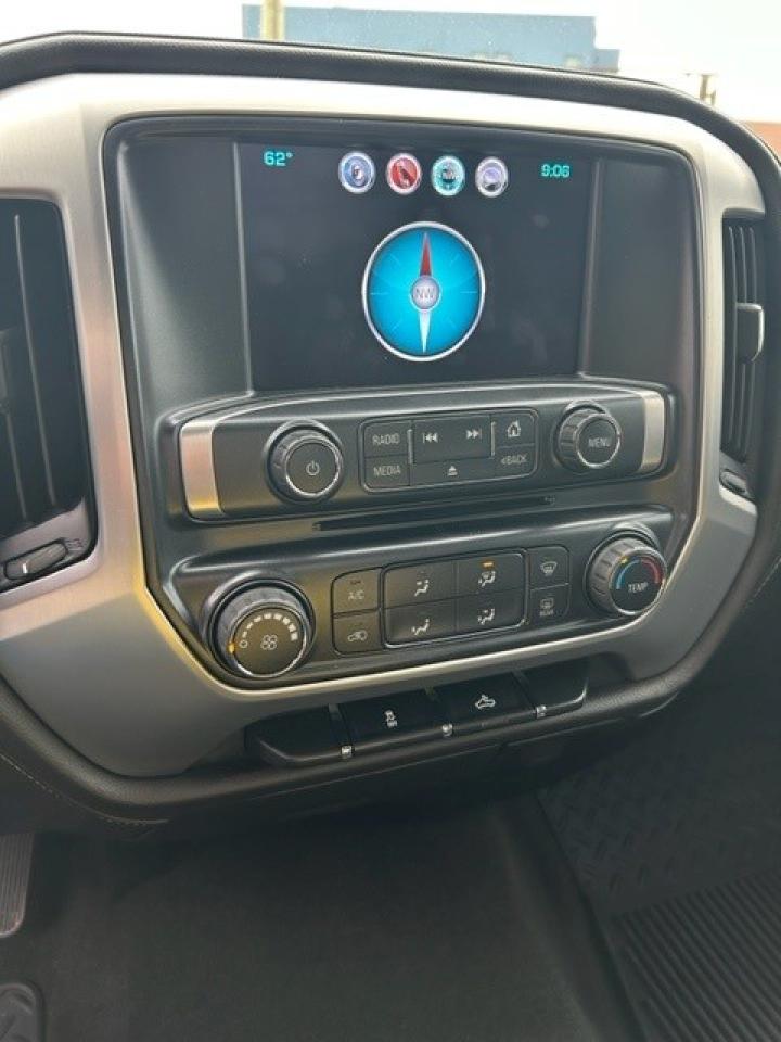 2018 GMC Sierra 1500 4WD Reg Cab 119.0" SLE Photo2