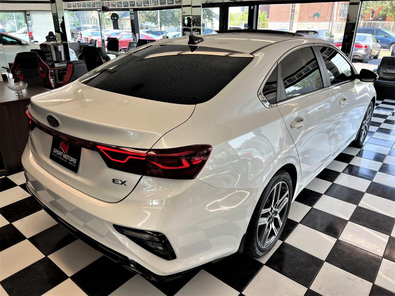 2020 Kia Forte EX+Sunroof+LaneKeep+Camera+BlindSpot+CLEAN CARFAX - Photo #4