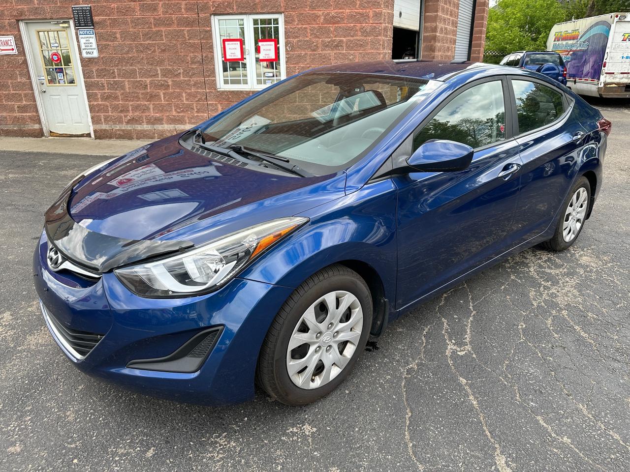 Used 2015 Hyundai Elantra GL 1.8L/LOW KMS/NO ACCIDENTS/SAFETY INCLUDED for sale in Cambridge, ON