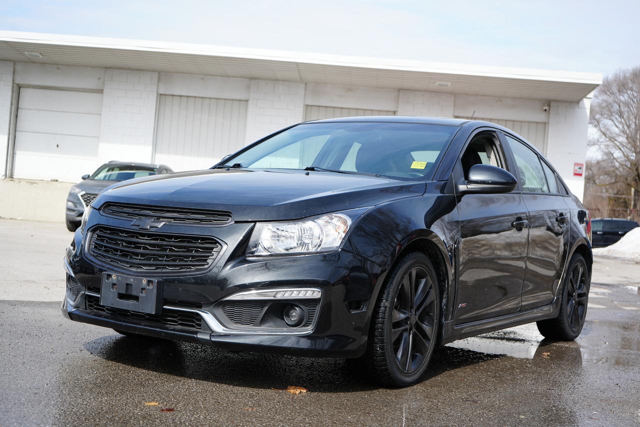 2015 Chevrolet Cruze 2LT Photo