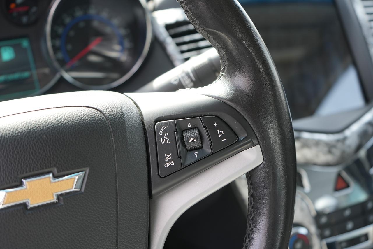 2015 Chevrolet Cruze 2LT Photo