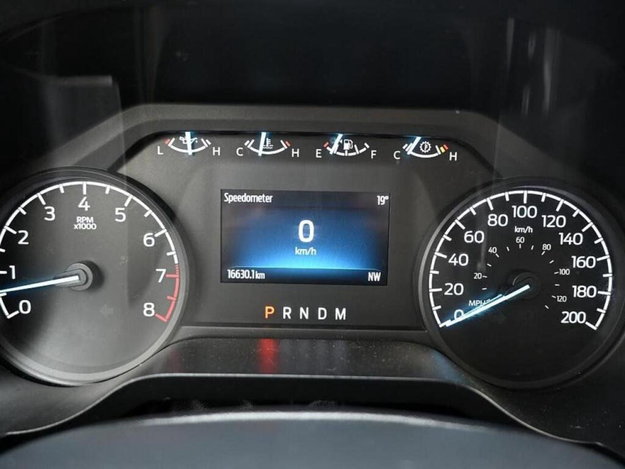 10047015
