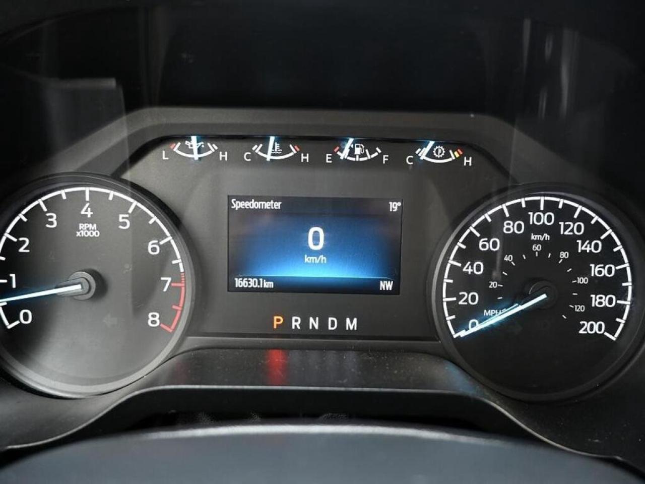 10047015