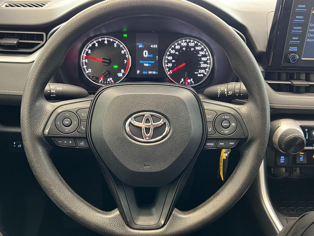 2019 Toyota RAV4 LE+New Tires+Camera+ApplePlay+LaneKeep+CLEANCARFAX - Photo #9