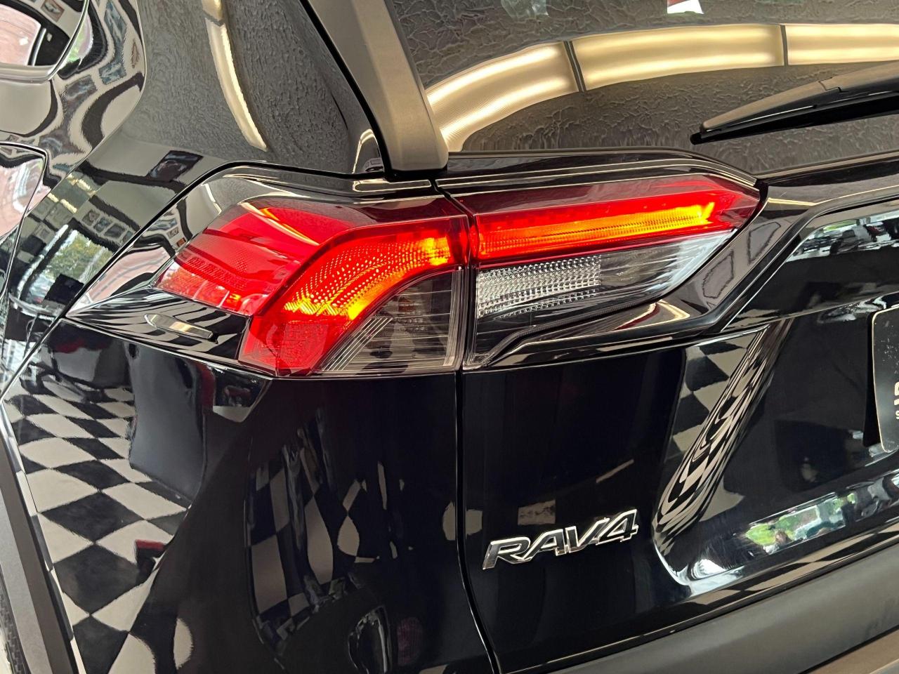 2019 Toyota RAV4 LE+New Tires+Camera+ApplePlay+LaneKeep+CLEANCARFAX - Photo #61