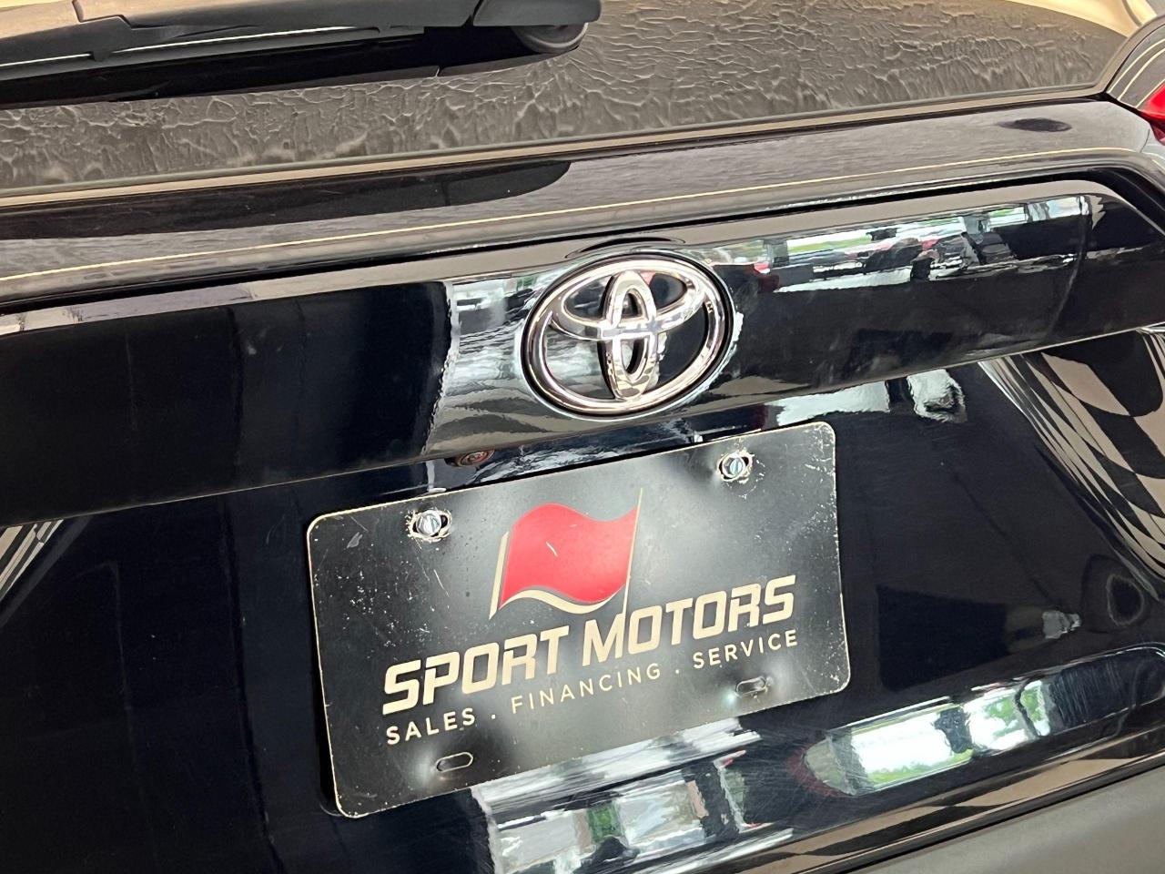 2019 Toyota RAV4 LE+New Tires+Camera+ApplePlay+LaneKeep+CLEANCARFAX - Photo #62