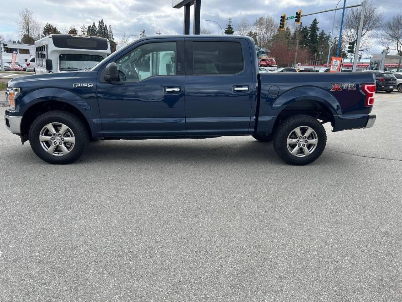 2019 Ford F-150 XLT 4WD SuperCrew 5.5' Box - Photo #6