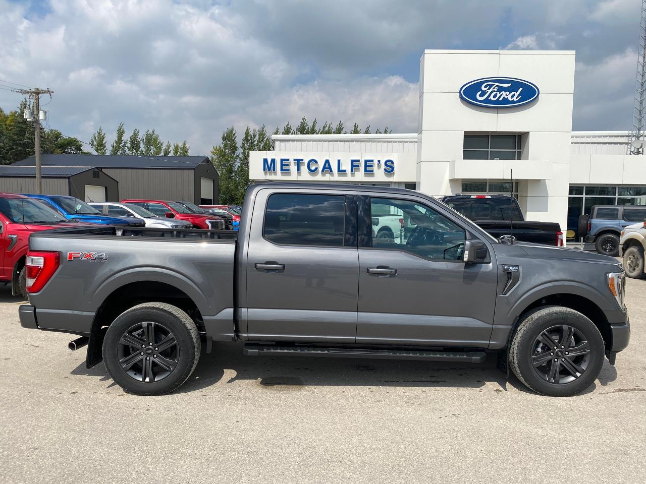 New 2023 Ford F-150 LARIAT 4WD SUPERCREW 5.5' BOX for sale in Treherne, MB