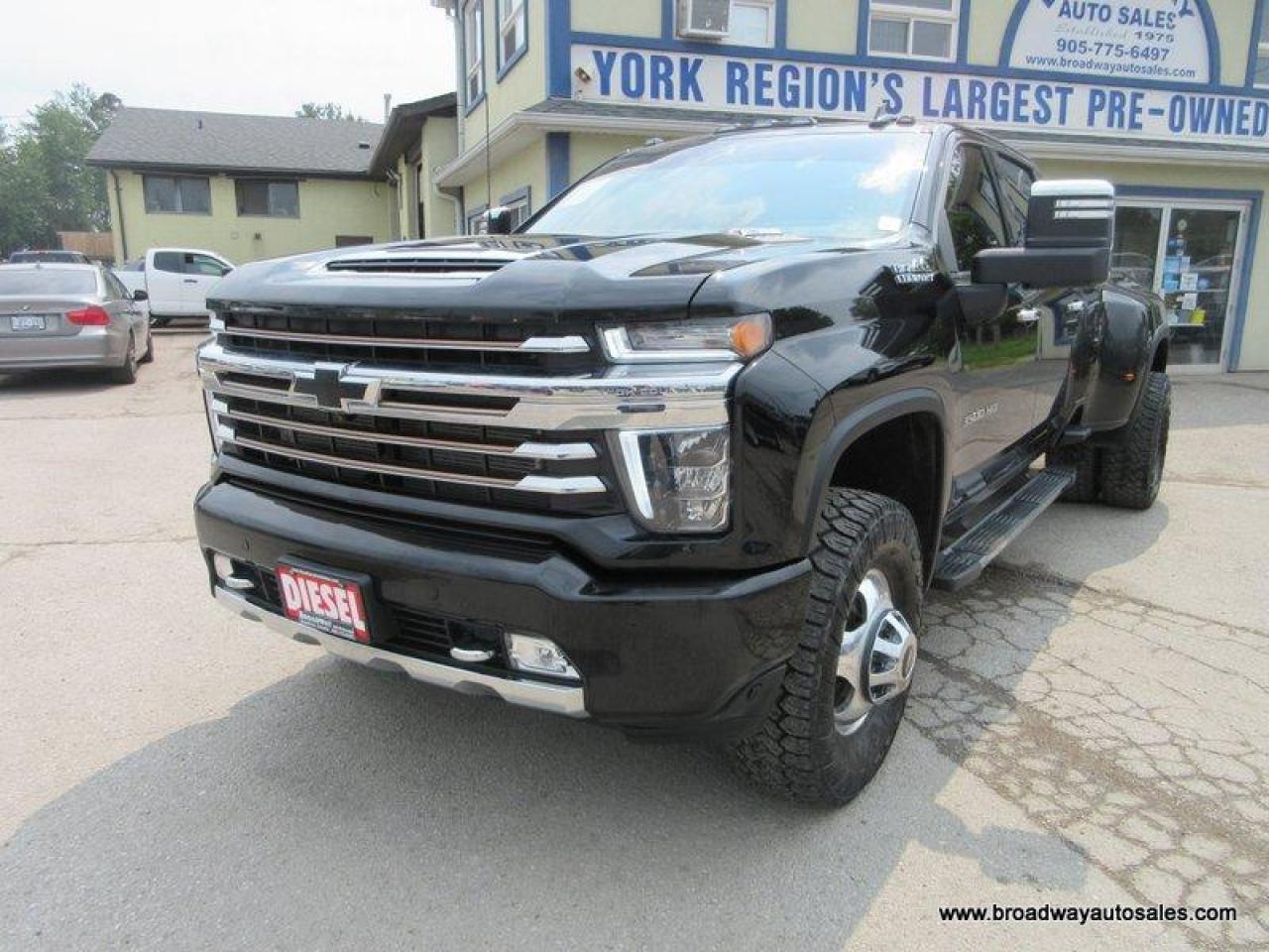 Used 2022 Chevrolet Silverado 3500 1-TON HIGH-COUNTRY-MODEL 5 PASSENGER 6.6L - DURAMAX.. 4X4.. CREW-CAB.. 6.6-BOX.. NAVIGATION.. LEATHER.. HEATED/AC SEATS.. POWER MIRRORS.. SUNROOF.. for sale in Bradford, ON