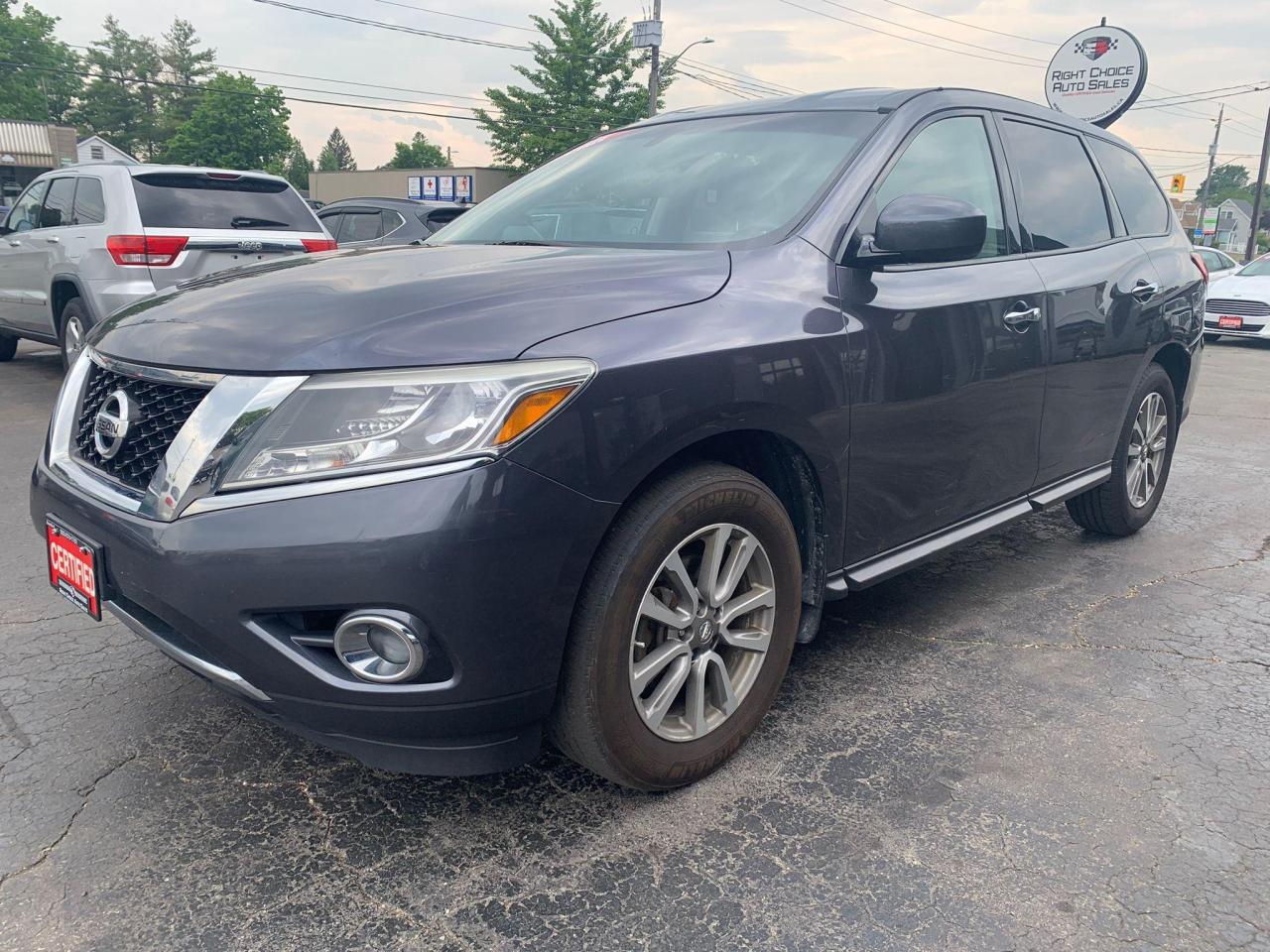 Used 2014 Nissan Pathfinder S for sale in Brantford, ON