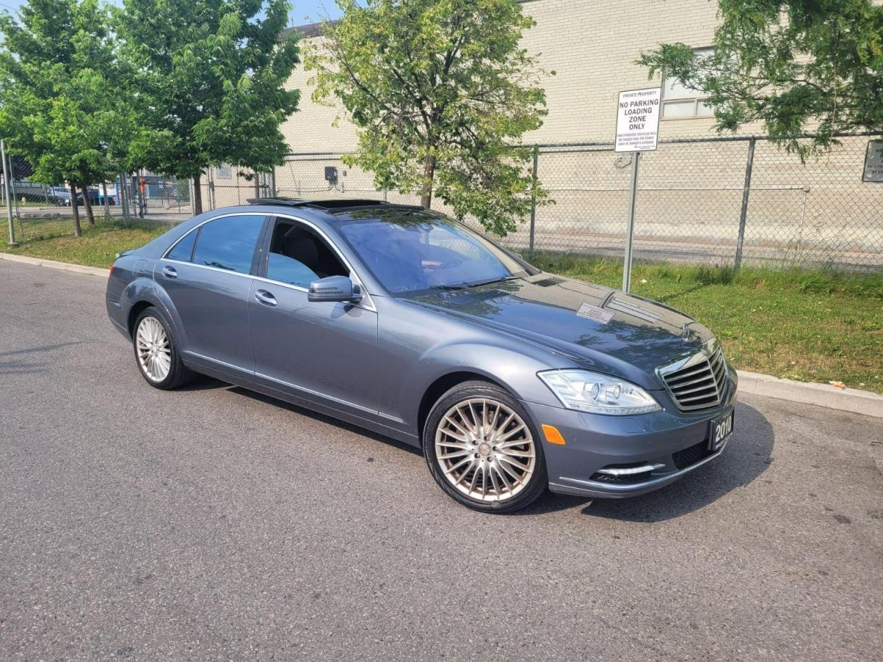Used 2010 Mercedes-Benz S-Class S 550, 4 Matic, Long Base, Low KM, Automatic, 3/Y for sale in Toronto, ON